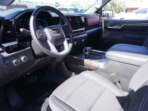 Used 2025 GMC Sierra 1500 Elevation w/ X31 Off-Road Package image 17