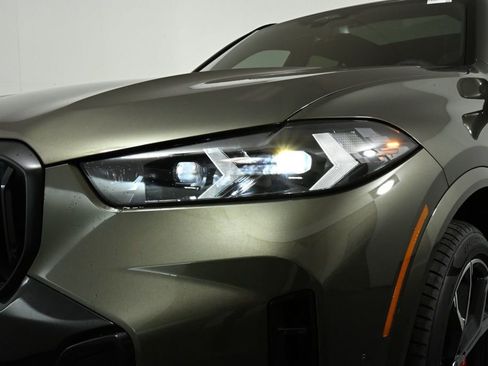 New 2026 BMW X5 xDrive40i w/ M Sport Package image 5