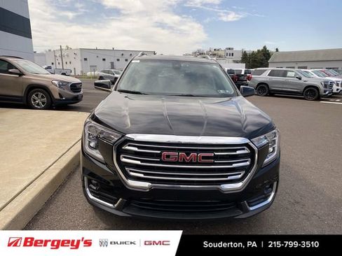 Used 2023 GMC Terrain SLT image 15