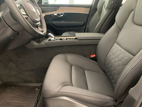 Used 2026 Volvo XC90 B6 Plus w/ Protection Package Premier image 11