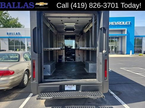 Used 2024 Chevrolet Brightdrop 600 AWD/4WD image 26