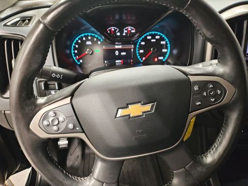 Used 2022 Chevrolet Colorado Z71 AWD/4WD image 25