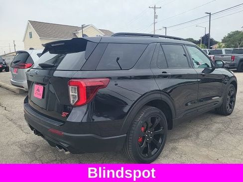Used 2024 Ford Explorer ST w/ Technology Package AWD/4WD image 7