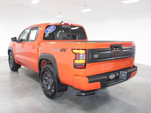 Used 2025 Nissan Frontier PRO-4X w/ Interior Protection Package AWD/4WD image 7