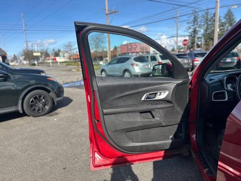 Used 2013 Chevrolet Equinox LT w/ Driver Convenience Package AWD/4WD image 10