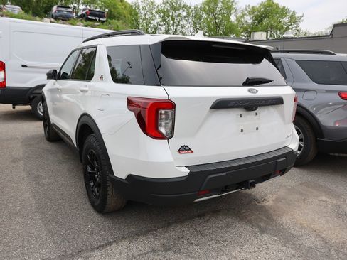 Used 2023 Ford Explorer Timberline w/ Timberline Technology Package AWD/4WD image 3