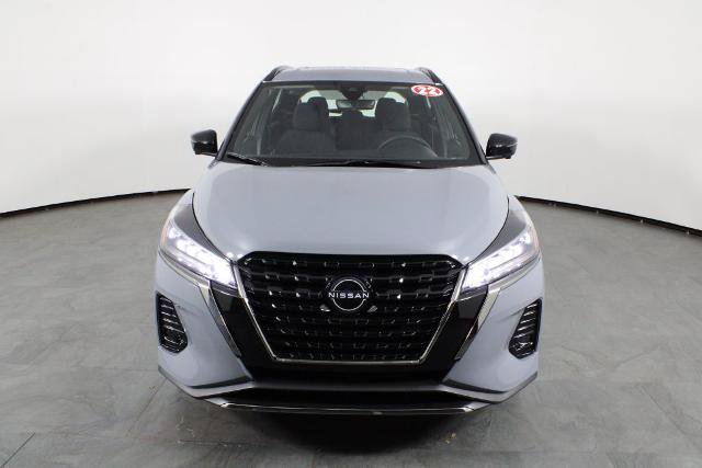 Certified 2022 Nissan Kicks SR w/ Interior Electronics Package FWD image 13