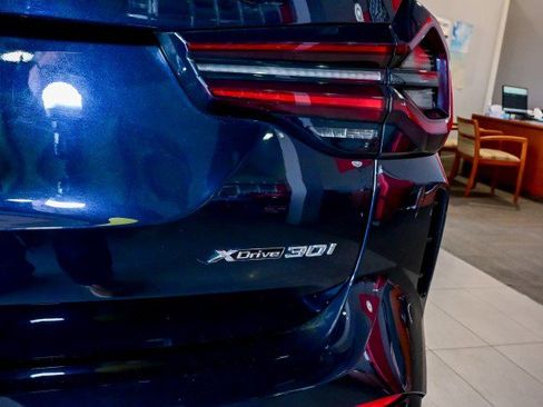 Used 2022 BMW X3 xDrive30i w/ M Sport Package 2 AWD/4WD image 43