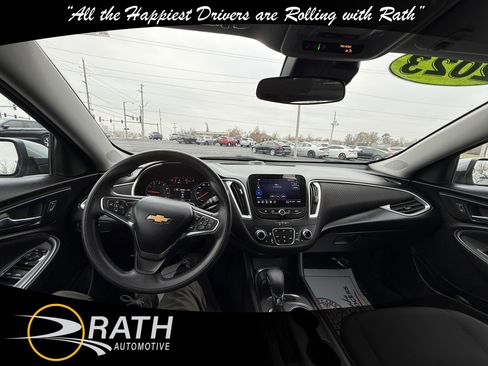 Used 2023 Chevrolet Malibu LT image 14