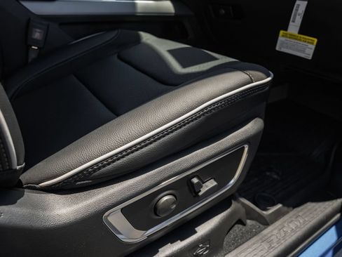 New 2026 RAM 1500 Laramie AWD/4WD image 38