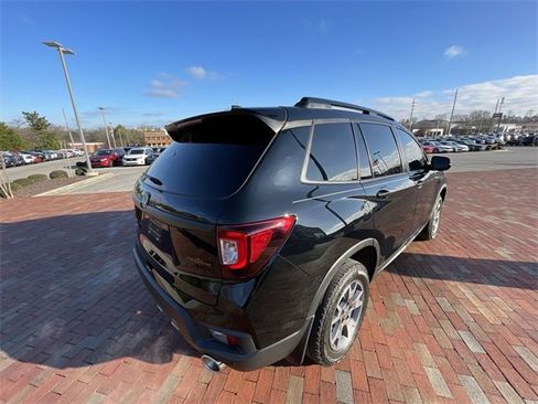 Certified 2023 Honda Passport TrailSport image 18