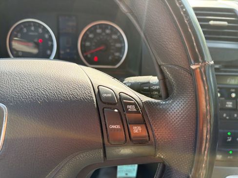 Used 2011 Honda CR-V SE image 19