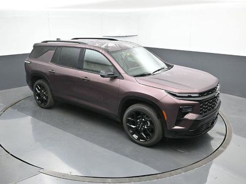 New 2026 Chevrolet Traverse RS w/ LPO, Floor Liner Package image 23