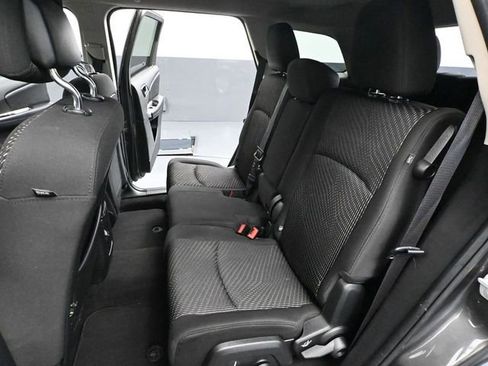 Used 2015 Dodge Journey SXT w/ Flexible Seating Group image 34
