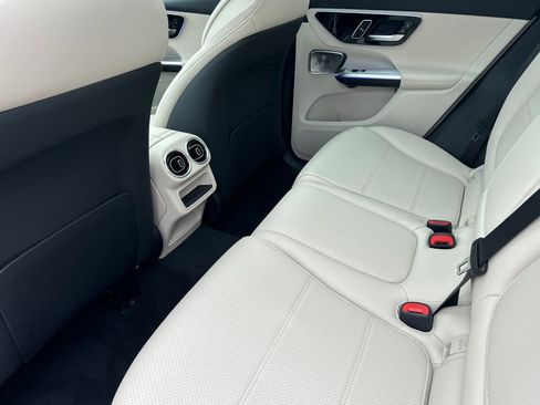 New 2026 Mercedes-Benz GLC 300 4MATIC image 12