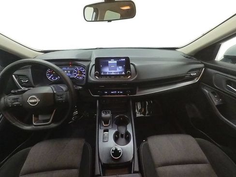 Certified 2025 Nissan Rogue SV AWD/4WD image 27
