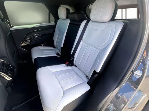 Used 2024 Land Rover Range Rover Sport Dynamic SE image 27