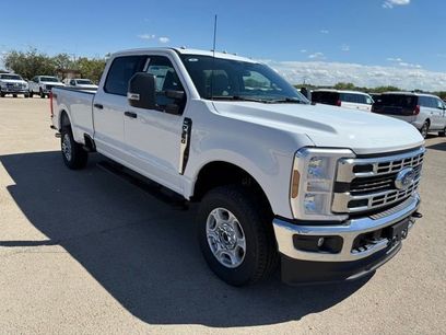 New 2026 Ford F350 XLT w/ FX4 Off-Road Package
