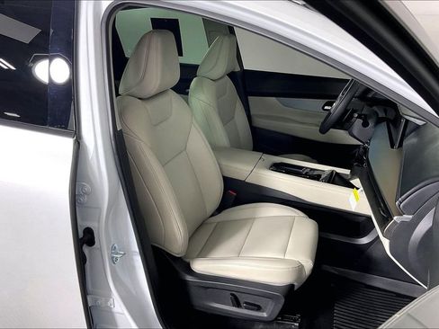 Used 2025 Nissan Murano SL image 10