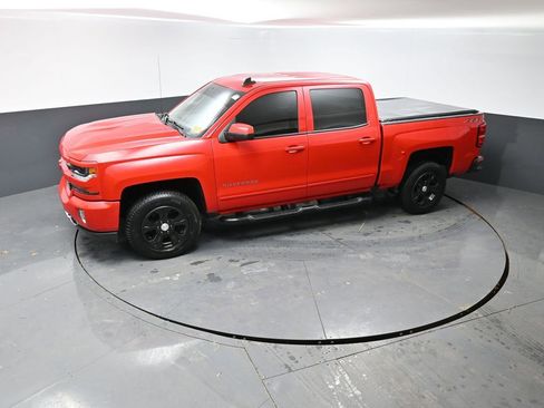 Used 2018 Chevrolet Silverado 1500 LT w/ All Star Edition image 19