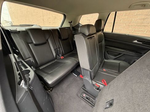 Used 2019 Volkswagen Atlas SE FWD image 19