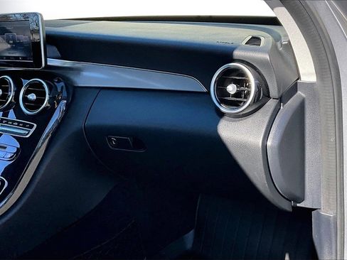 Used 2015 Mercedes-Benz C 300 4MATIC Sedan image 18