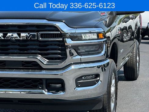 New 2025 RAM 2500 Big Horn AWD/4WD image 38