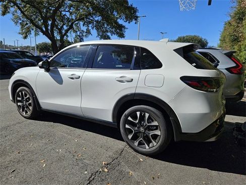 Used 2026 Honda HR-V EX-L image 10