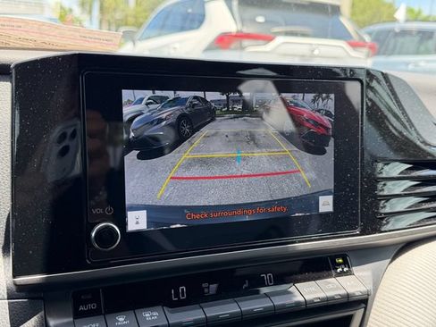 Used 2026 Toyota Camry SE FWD image 22