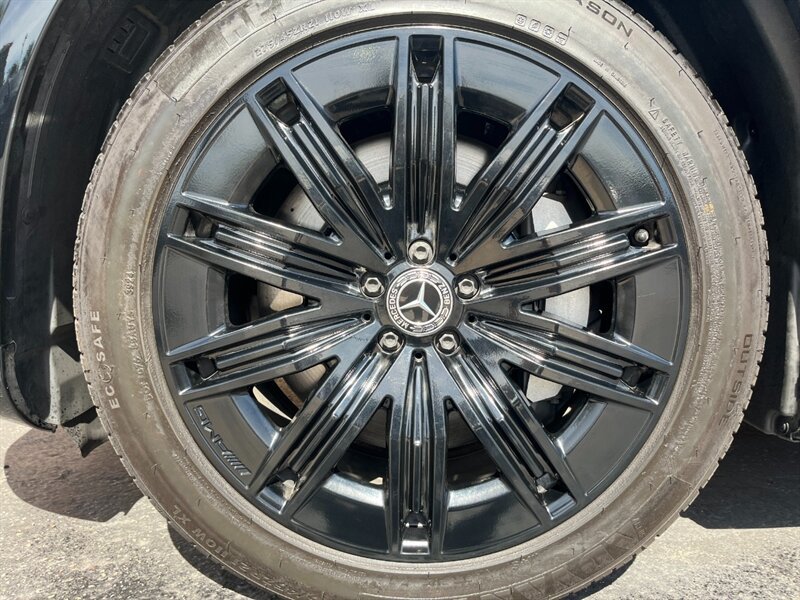Used 2023 Mercedes-Benz EQS 580 4MATIC SUV image 32