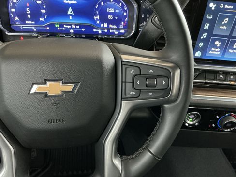 Used 2024 Chevrolet Silverado 1500 LT image 13