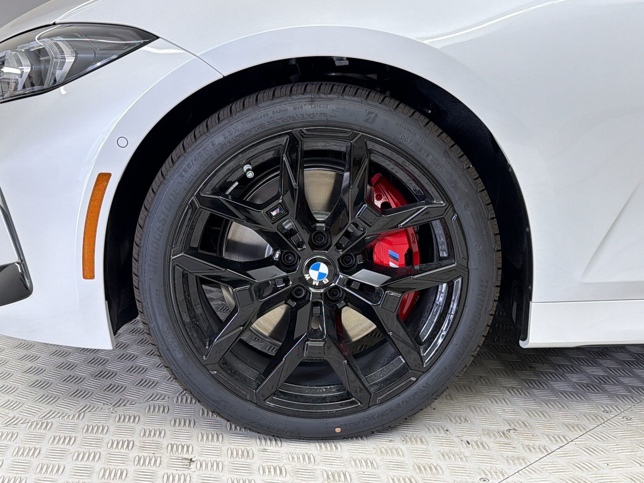 New 2026 BMW 330i Sedan w/ M Sport Package RWD image 13