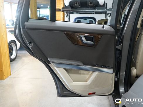 Used 2013 Mercedes-Benz GLK 350 4MATIC image 21