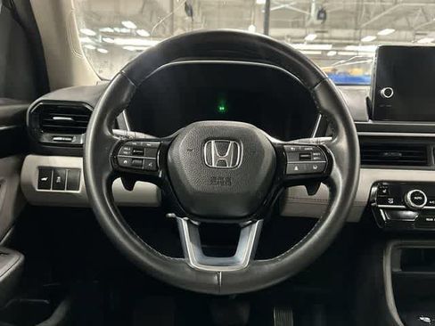 Used 2025 Honda Pilot EX-L image 15