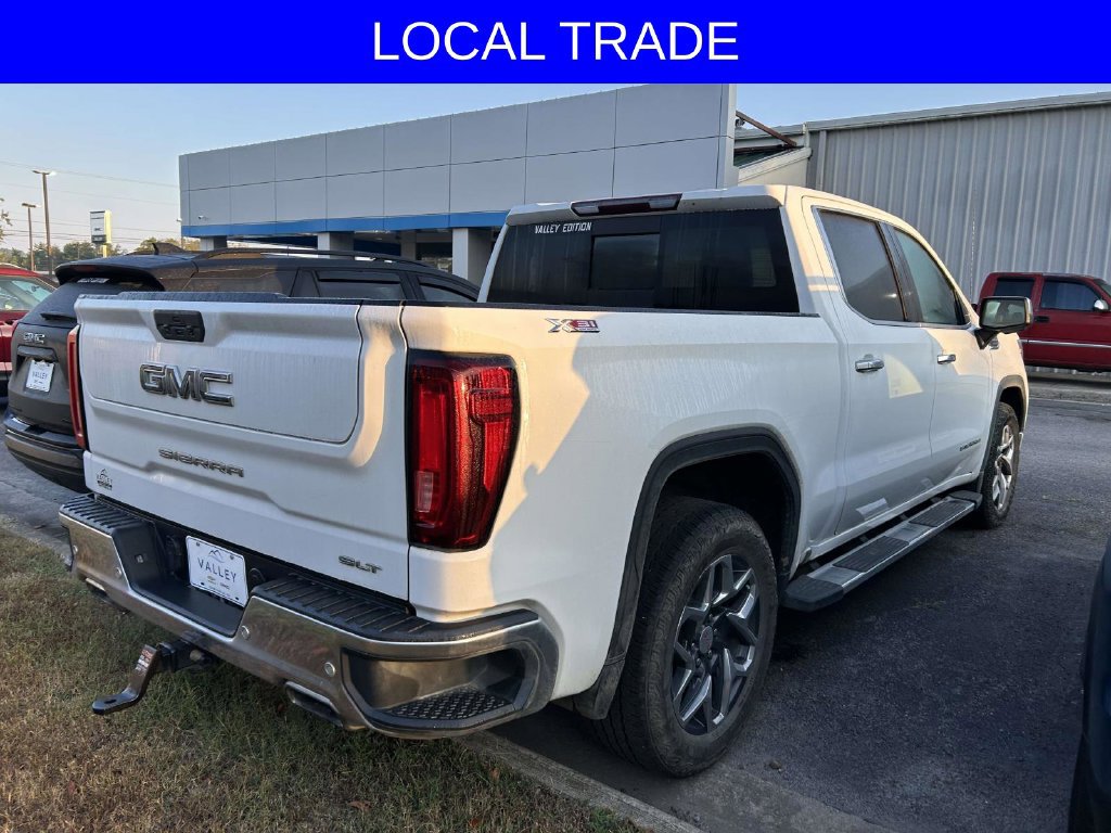 Used 2021 GMC Sierra 1500 SLT w/ SLT Convenience Package AWD/4WD image 2