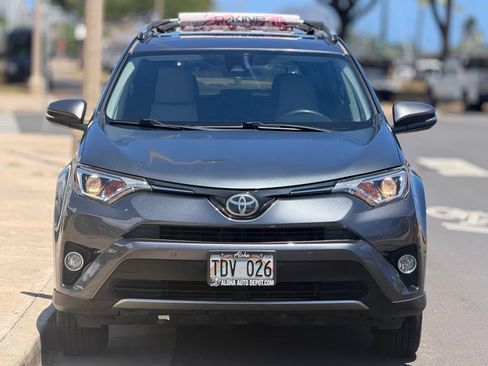 Used 2017 Toyota RAV4 XLE FWD image 7