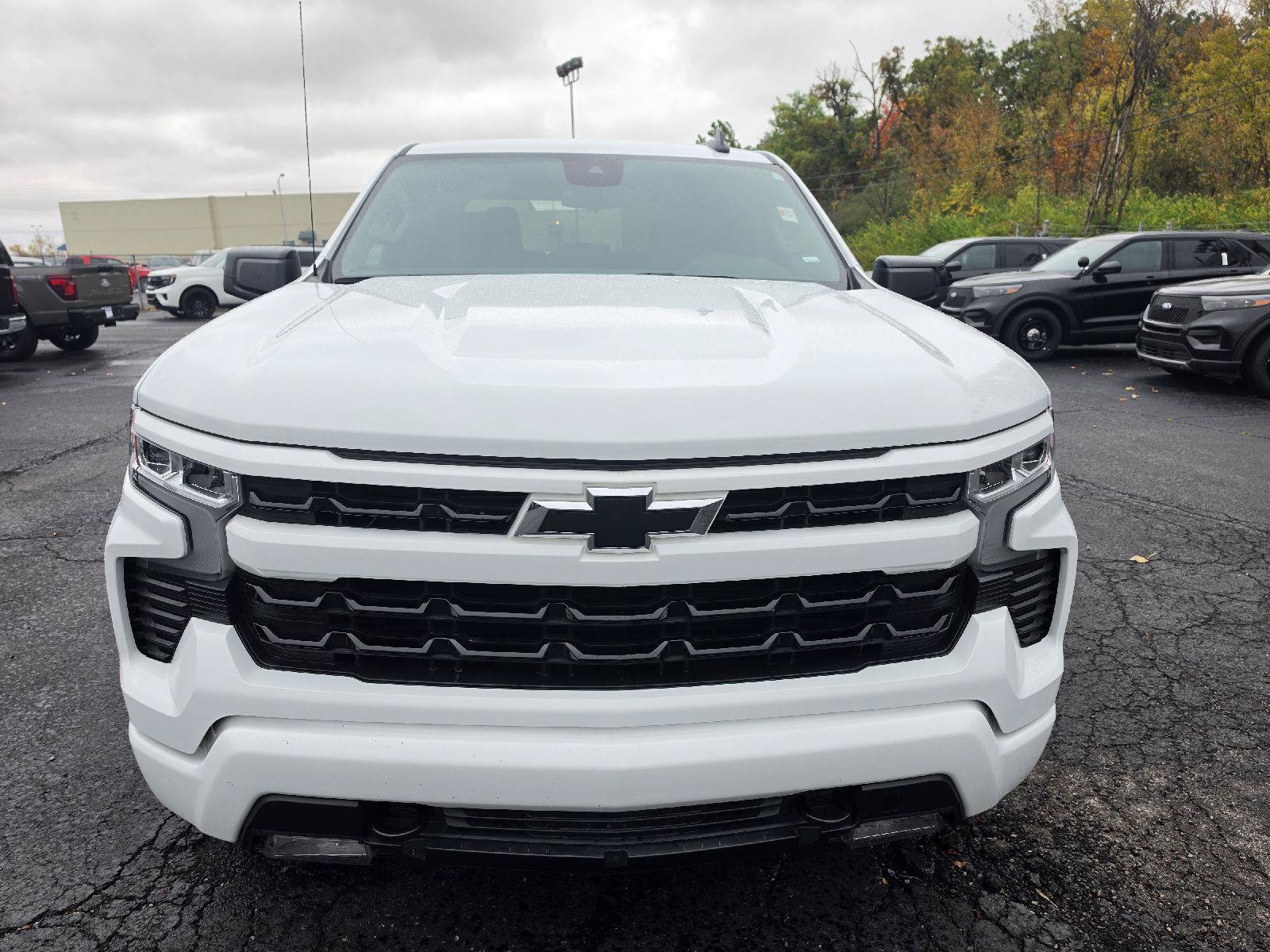 Used 2026 Chevrolet Silverado 1500 RST AWD/4WD image 5