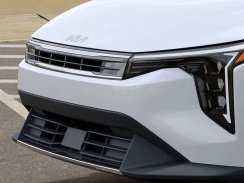 New 2026 Kia K4 EX image 12