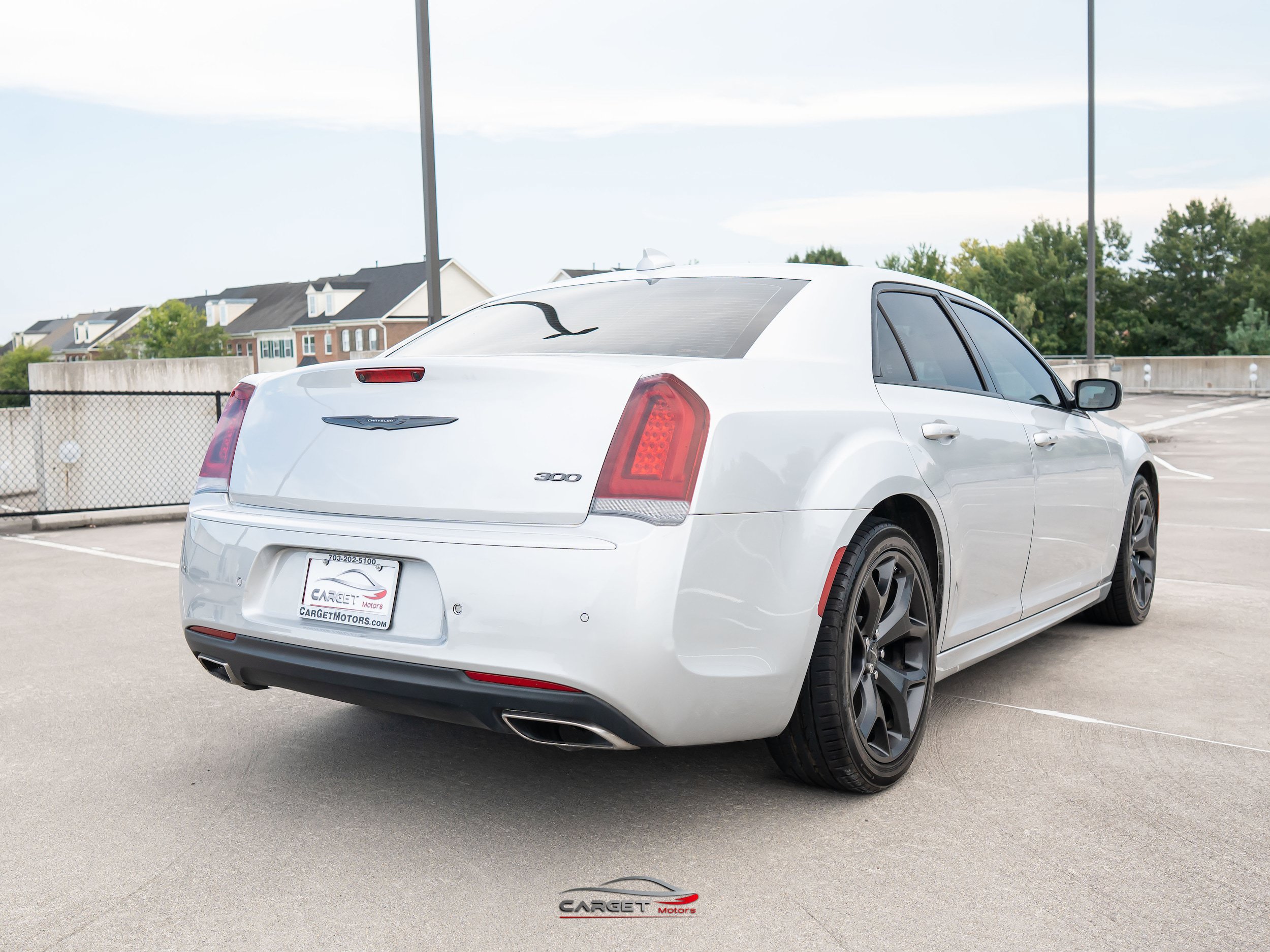 Used 2022 Chrysler 300 Touring L RWD image 7