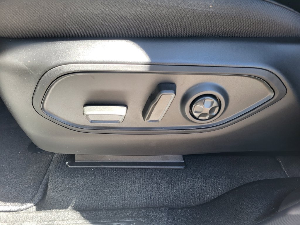 New 2026 Jeep Grand Cherokee Laredo AWD/4WD image 14