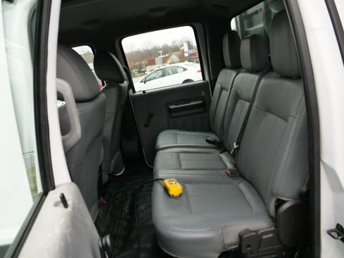 Used 2014 Ford F450 XL w/ Trailer-Tow Package image 27