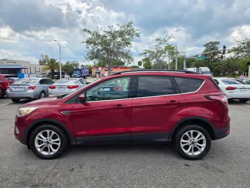 Used 2018 Ford Escape SEL FWD image 7