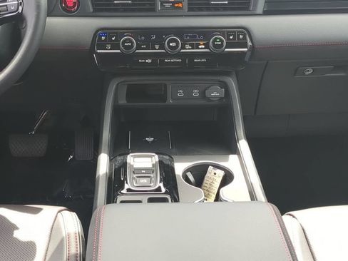 New 2026 Honda Pilot Black Edition image 16