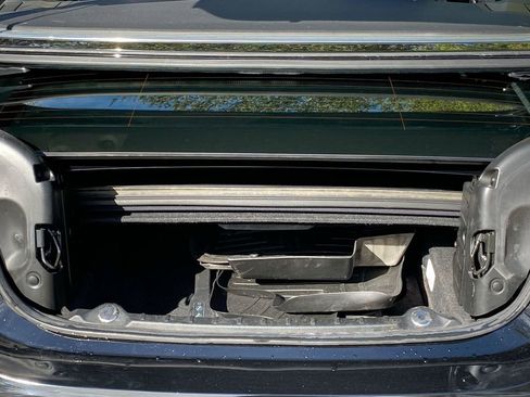 Used 2017 BMW 430i Convertible image 2