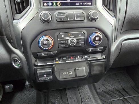 Used 2021 Chevrolet Silverado 1500 LT w/ LPO, Dark Essentials Package image 20