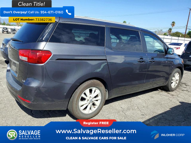 Used 2016 Kia Sedona LX w/ Option Group 020 FWD image 4