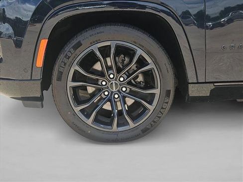 Used 2024 Jeep Grand Wagoneer L Series II w/ Quick Order Packagew 28T AWD/4WD image 23