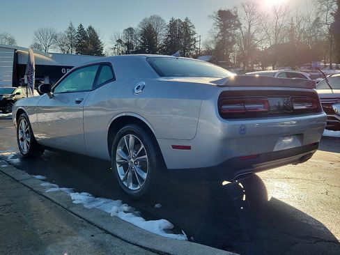 Used 2020 Dodge Challenger SXT w/ Cold Weather Group image 4