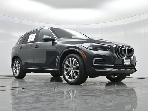 Used 2023 BMW X5 xDrive40i AWD/4WD image 54