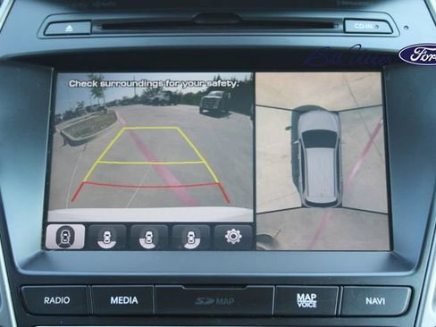 Used 2017 Hyundai Santa Fe Limited FWD image 22